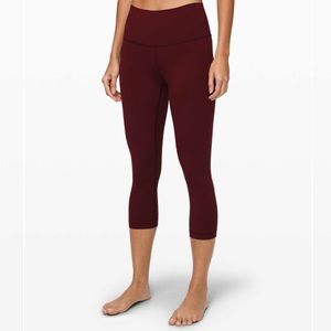Lululemon Wunder Under Crop (High-Rise) *Full-On Luxtreme 21"